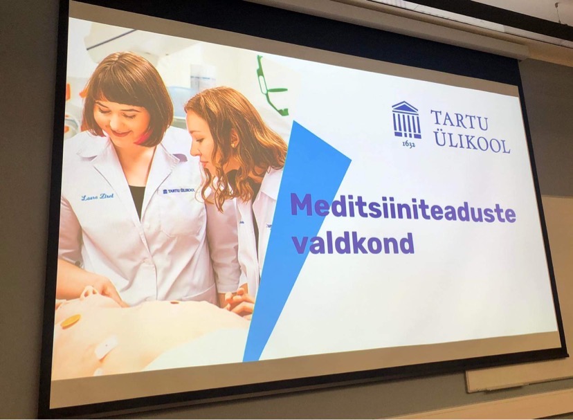 Read more about the article Abituriendid käisid tutvumas TÜ meditsiiniteadustega