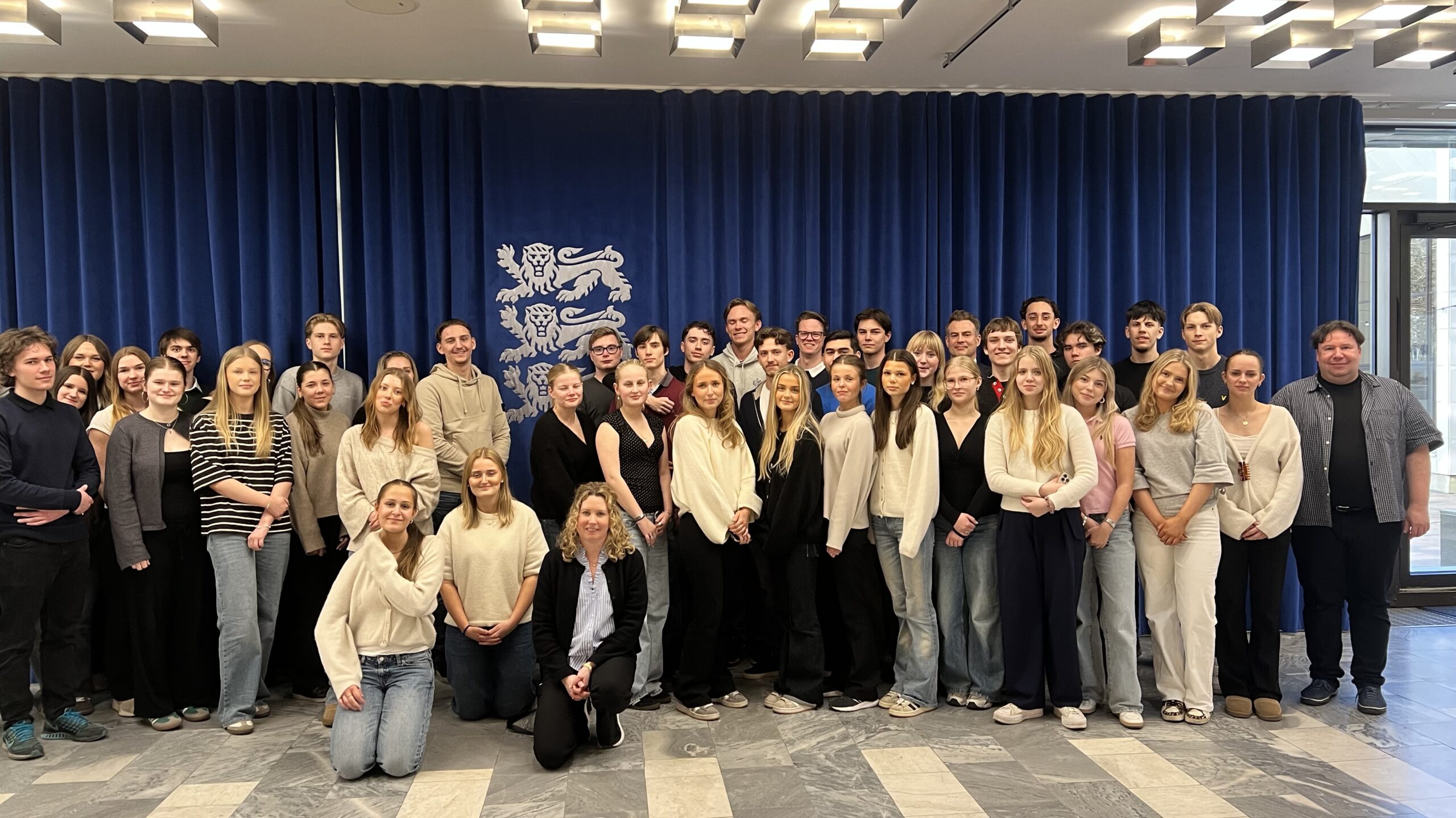 Read more about the article Muutuv julgeolekupilt ja Põhjala-Balti koostöö: GAG võõrustas Rootsi õpilasi