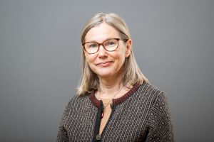 Aune Vettik- valvelaua leedi Suur-Kloostri õppehoone Aune Vettik- valvelaua leedi Suur-Kloostri õppehoone